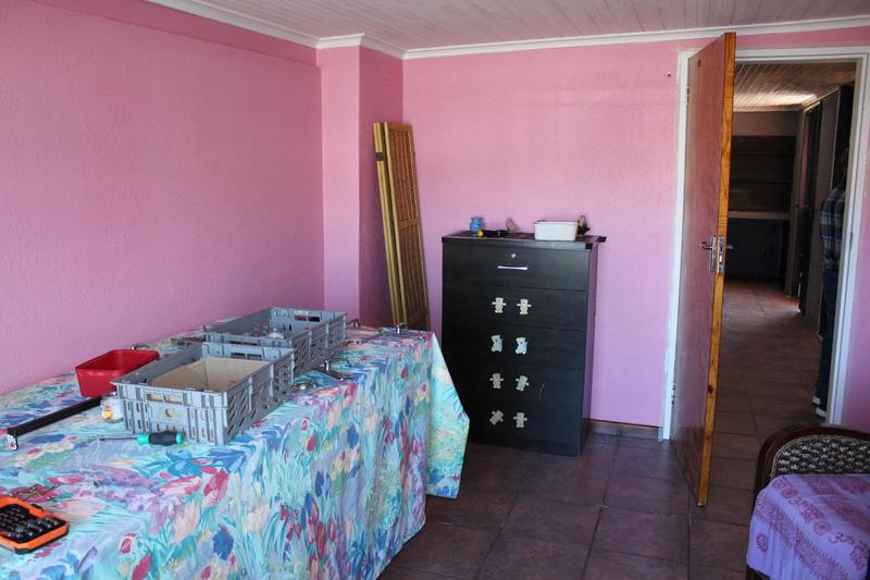 5 Bedroom Property for Sale in Goodwood Park Western Cape